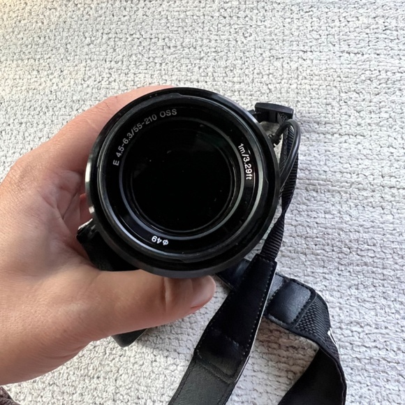 Sony Alfa A6000 - Picture 7 of 15